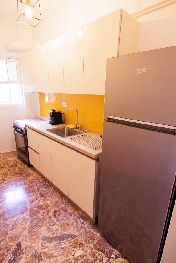 Love Travel Athens Apartments Ngoại thất bức ảnh